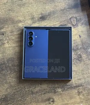 New Samsung Galaxy Z Fold7 256 GB Blue