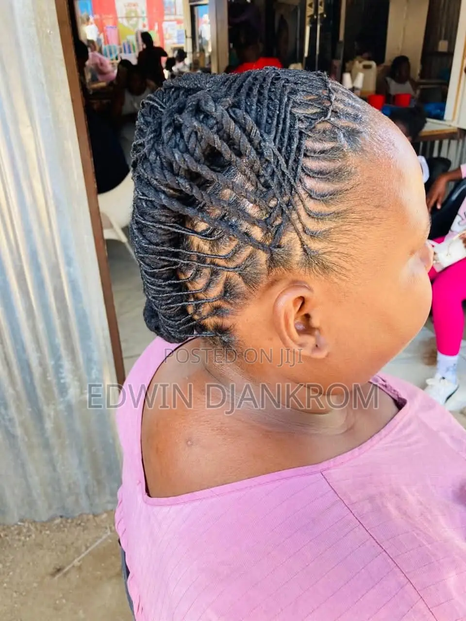 Professional Dreadlocks Retwist and Style