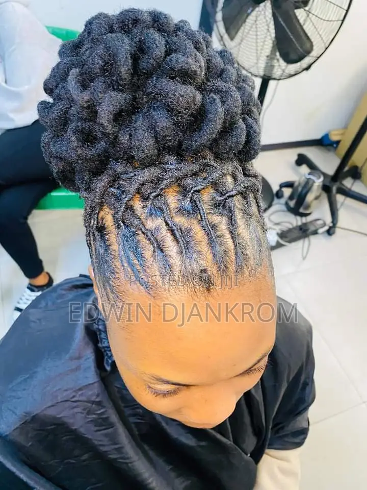 Professional Dreadlocks Retwist and Style