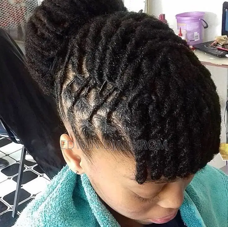 Professional Dreadlocks Retwist and Style