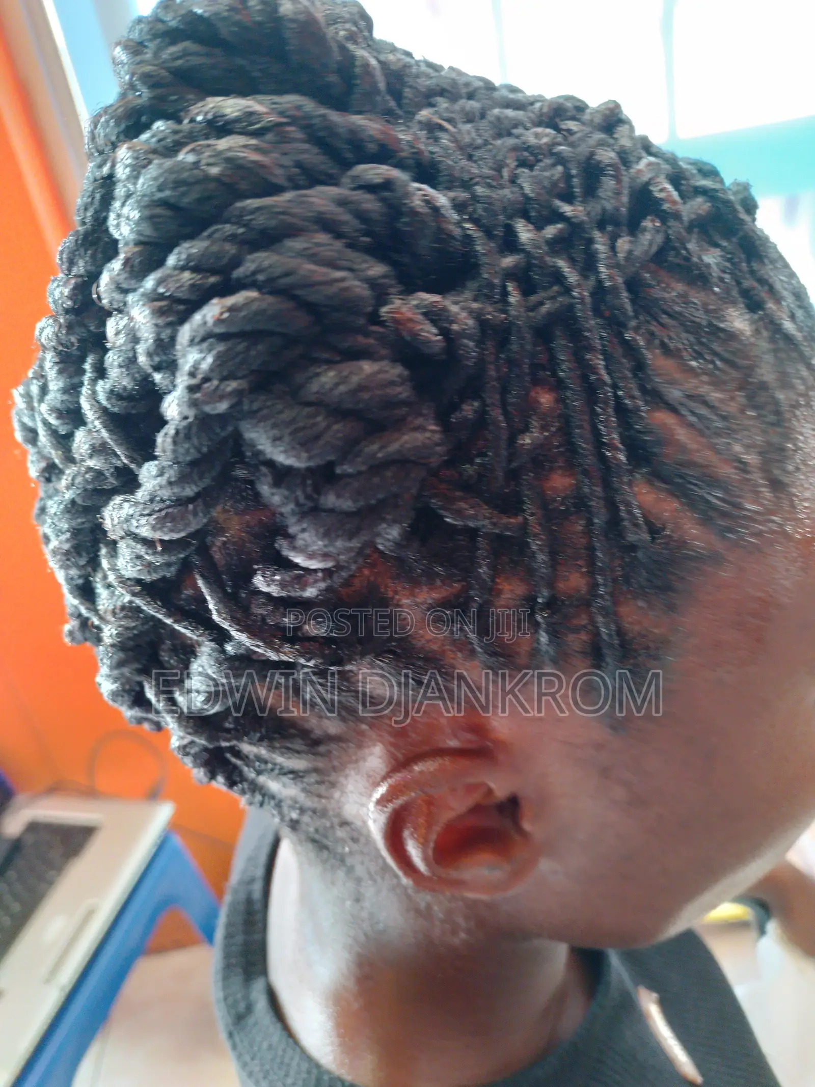 Professional Dreadlocks Retwist and Style
