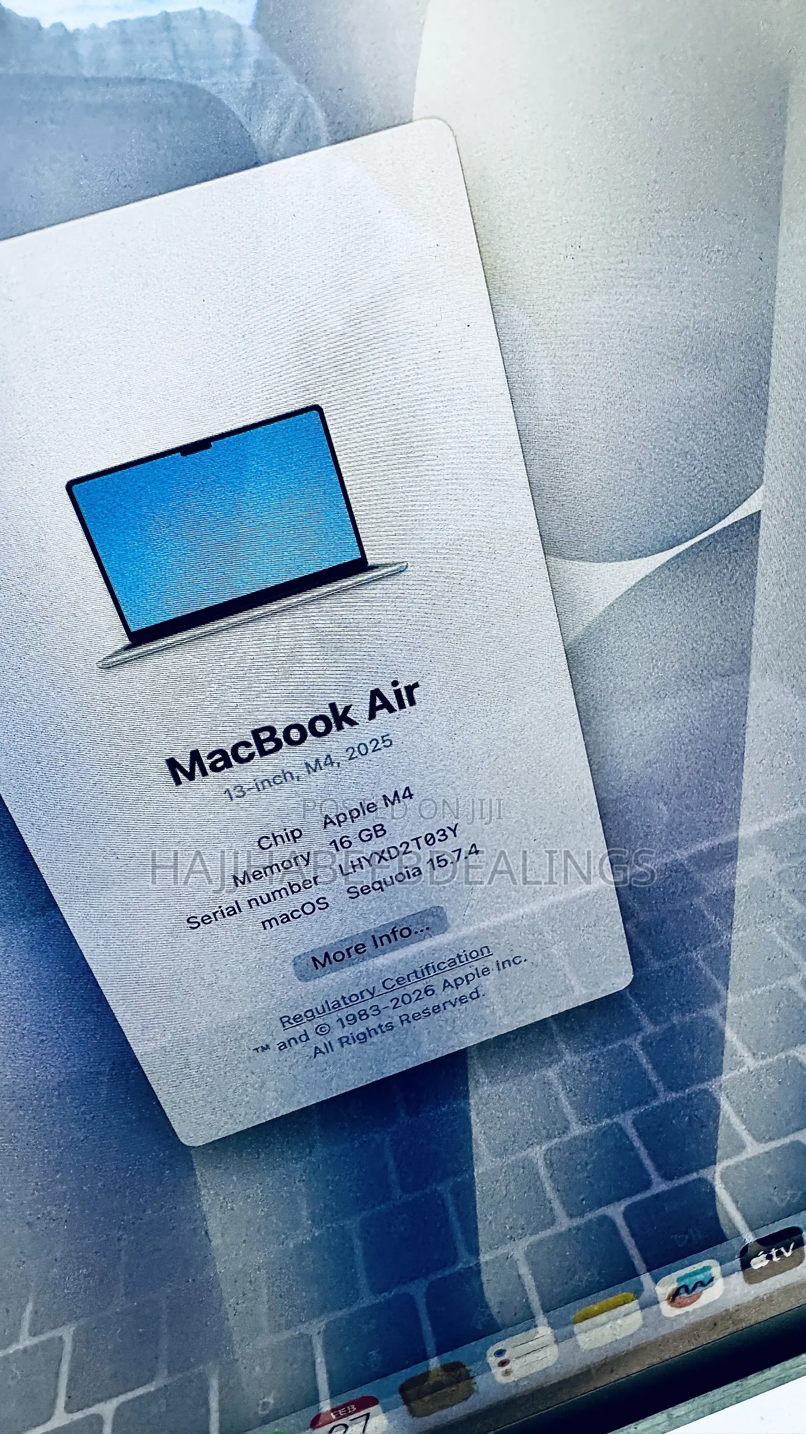 New Laptop Apple MacBook Air 2025 M4 16GB Apple M4 SSD 256GB