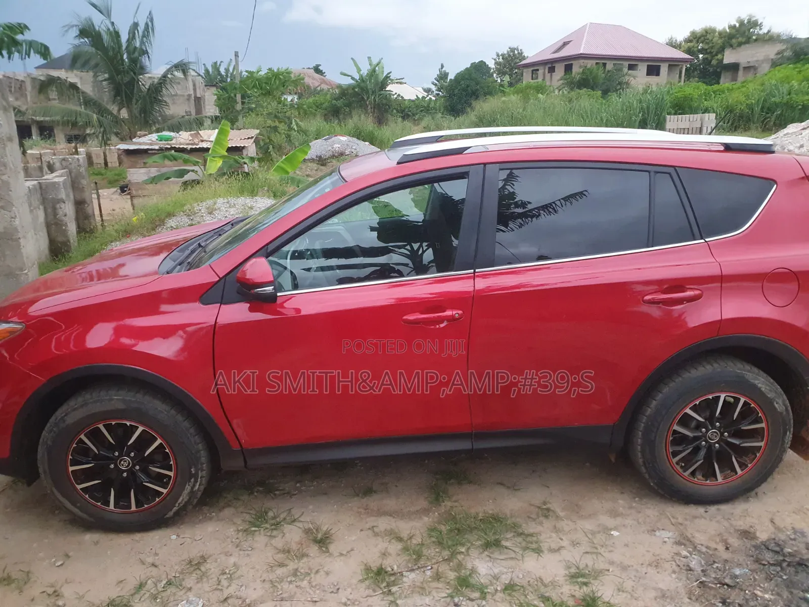 Toyota RAV4 XLE 4dr SUV AWD (2.5L 4cyl 6A) 2015 Red