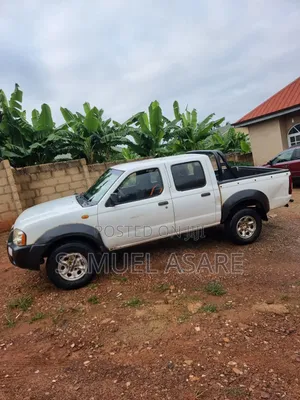 Nissan Hardbody 2009 White