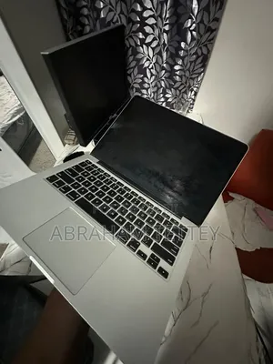 Laptop Apple MacBook Pro 2015 16GB Intel Core i5 SSD 500GB