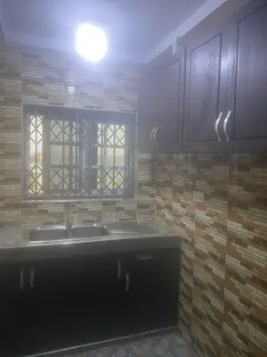 1bdrm Apartment in Chis-Lon Broker’S, New Market for rent