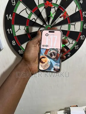 Apple iPhone 15 128 GB Pink