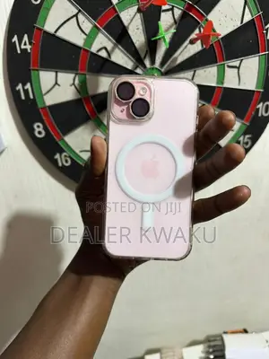 Apple iPhone 15 128 GB Pink