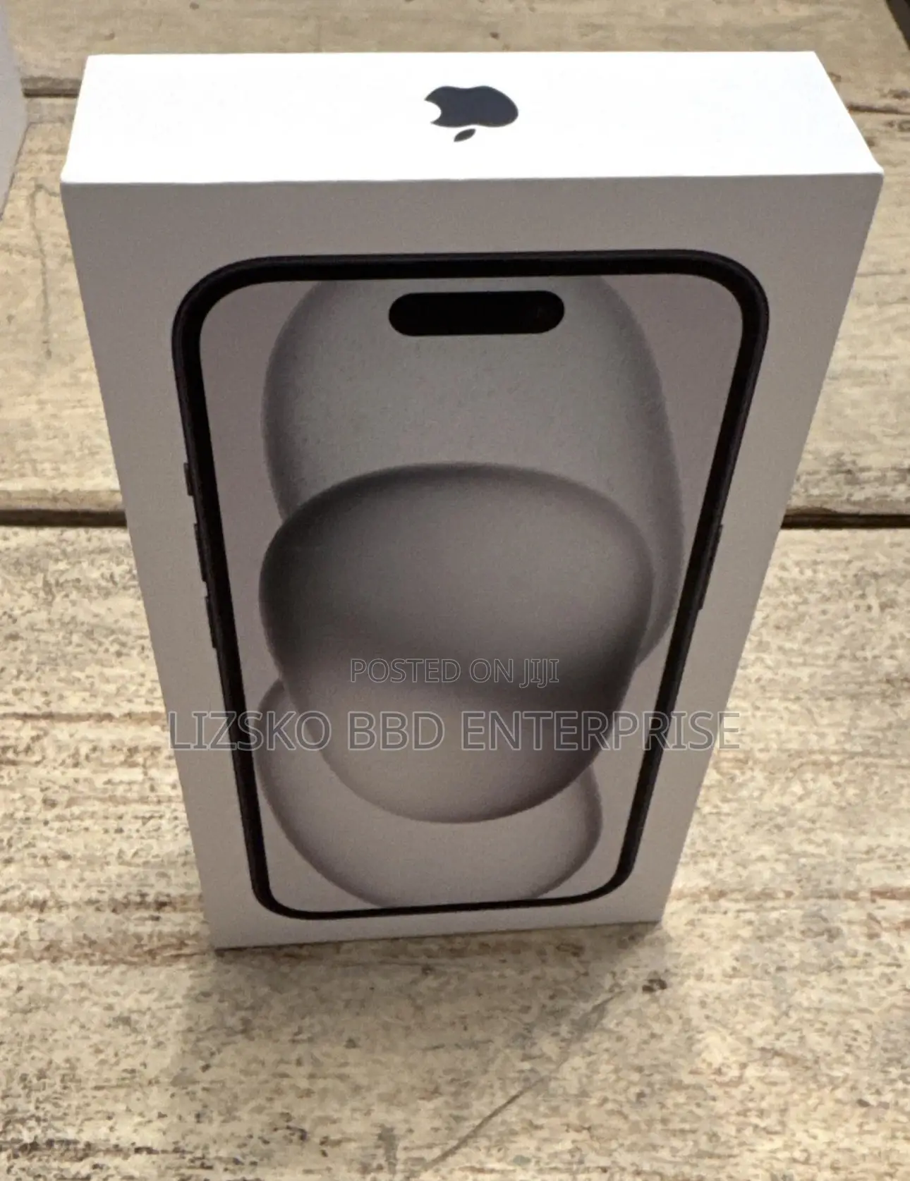 New Apple iPhone 15 128 GB Black