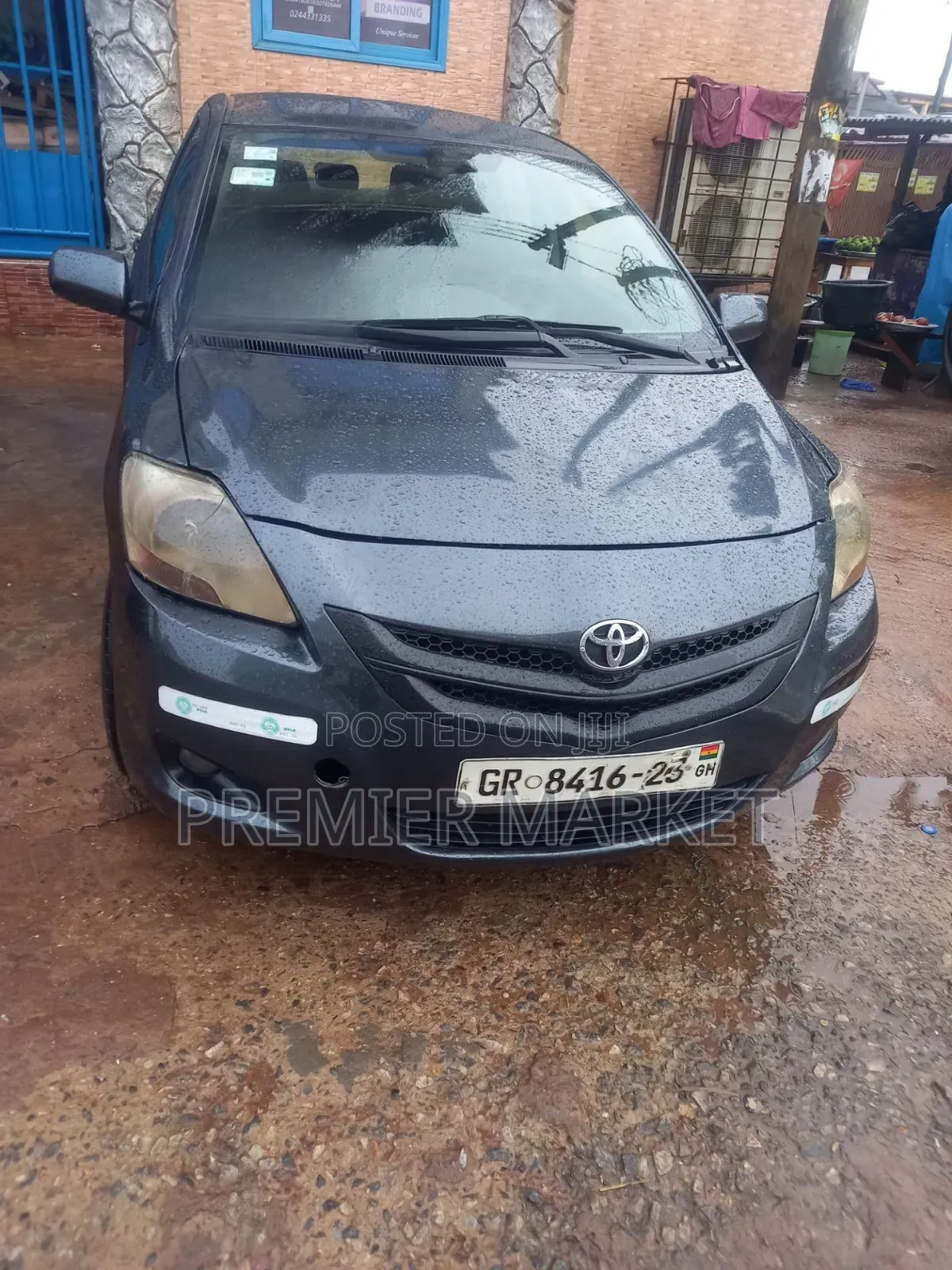 Toyota Yaris 2010 Gray