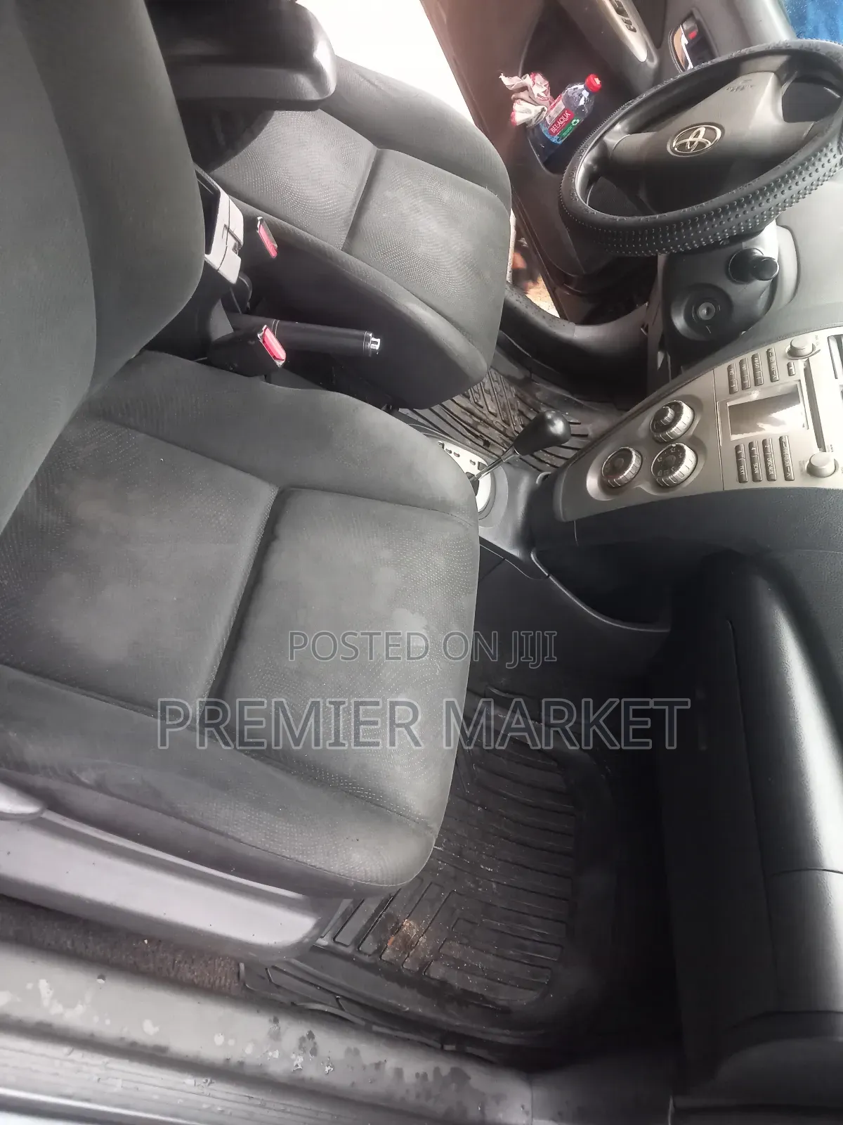 Toyota Yaris 2010 Gray