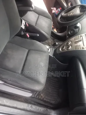 Toyota Yaris 2010 Gray