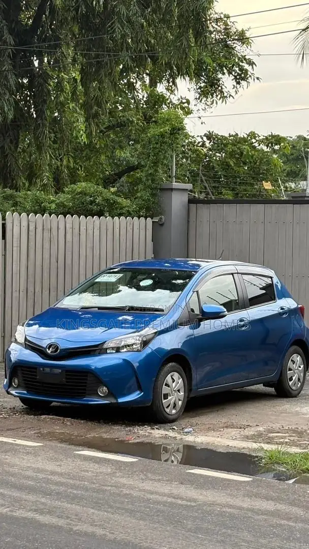 Toyota Vitz 1.3 AWD 3dr 2016 Blue