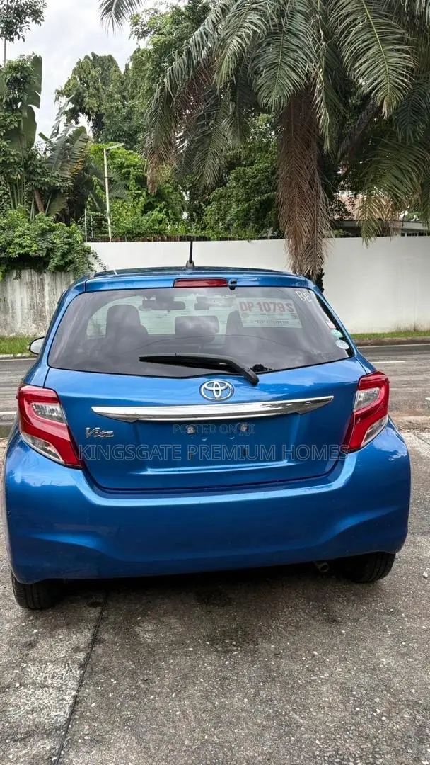 Toyota Vitz 1.3 AWD 3dr 2016 Blue