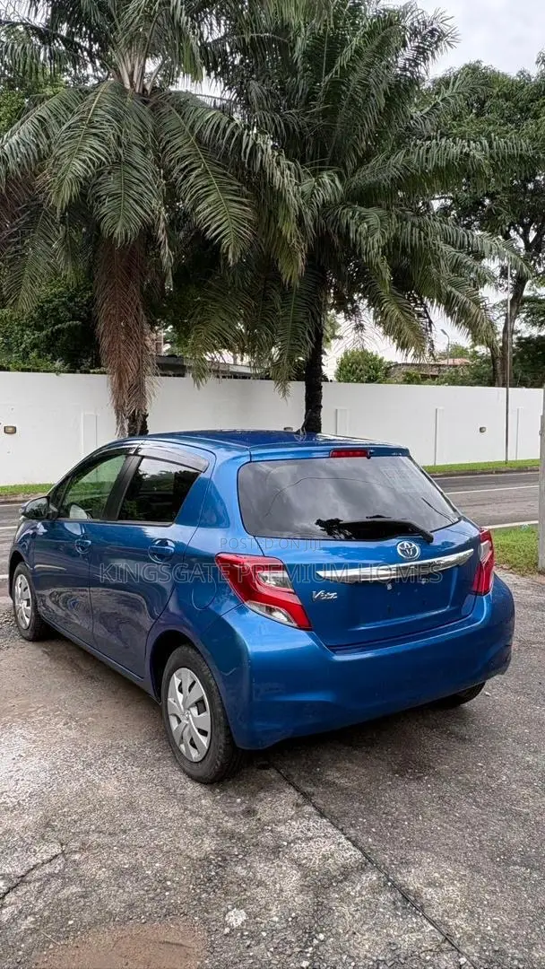 Toyota Vitz 1.3 AWD 3dr 2016 Blue