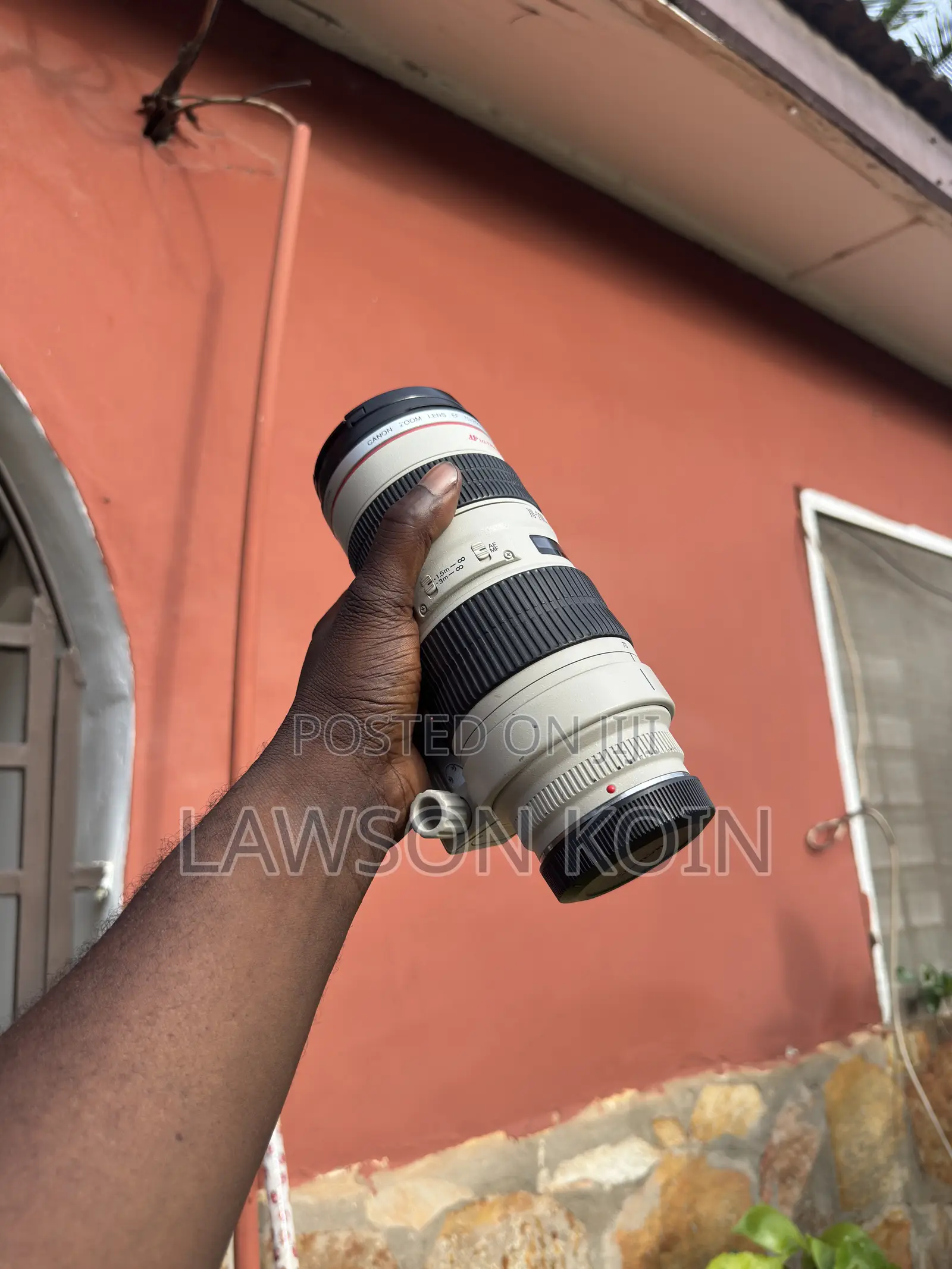 Canon Ef 70-200mm F 2.8l Is Usm Lens Comes With Cleaning Kits