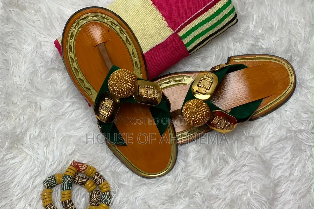 Ahenema (Traditional Slippers)