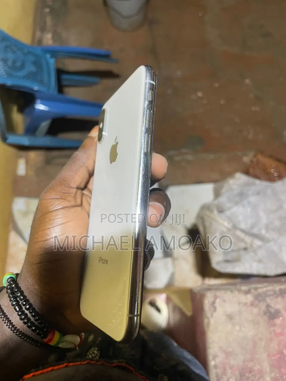 Apple iPhone XS 64 GB White