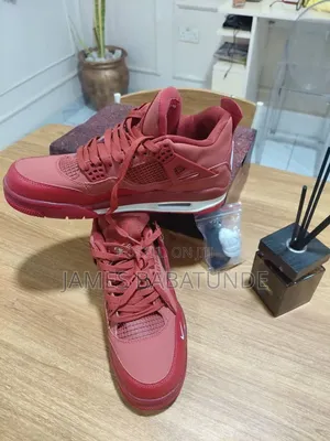 4 Nigel Sylvester "Brick by Brick "
