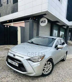 Toyota Yaris iA 1.5 FWD 2017 Silver