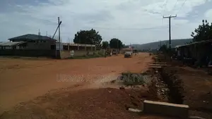Gt/Accra, Oyarifa (Ghana Flag) _ 15 Plots of Building Land