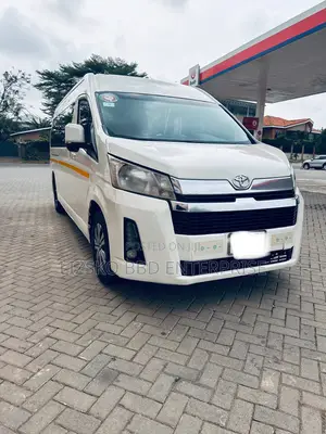 Hiace Buses Available for Rentals