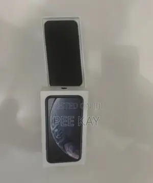 Apple iPhone XR 64 GB Black