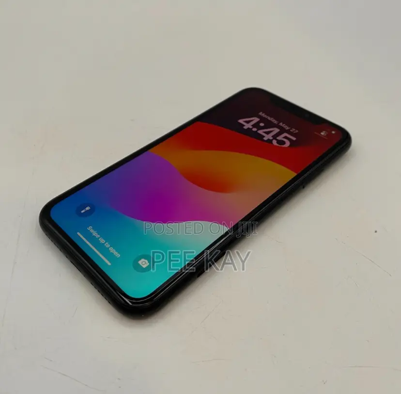 Apple iPhone XR 64 GB Black