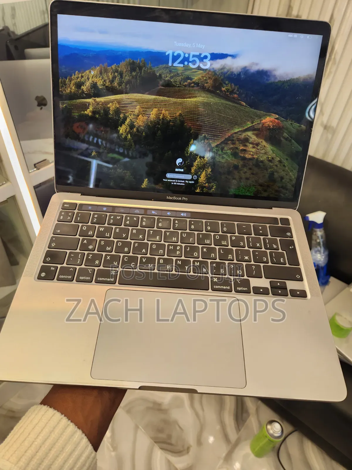 Laptop Apple MacBook Pro 2020 M1 8GB Apple M1 Pro SSD 256GB