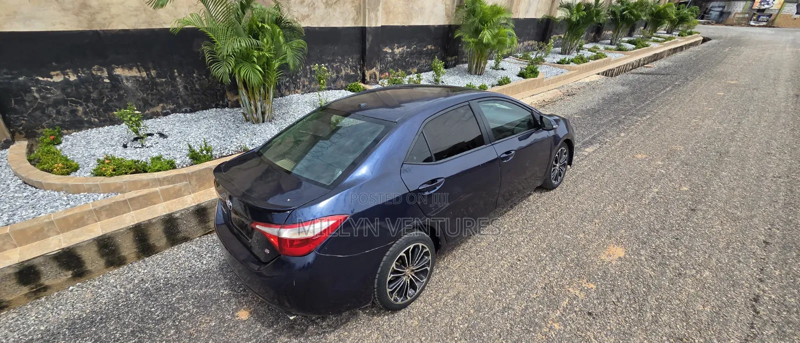 Toyota Corolla 2015 Blue