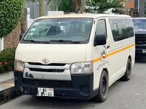 Toyota HiAce 2012 White