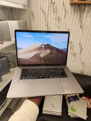 Laptop Apple MacBook Pro 2019 16GB Intel Core i9 SSD 512GB
