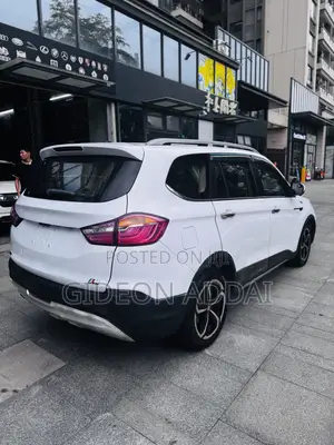 Car 2017 White