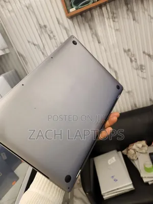 Laptop Apple MacBook Pro 2019 16GB Intel Core i7 SSD 256GB