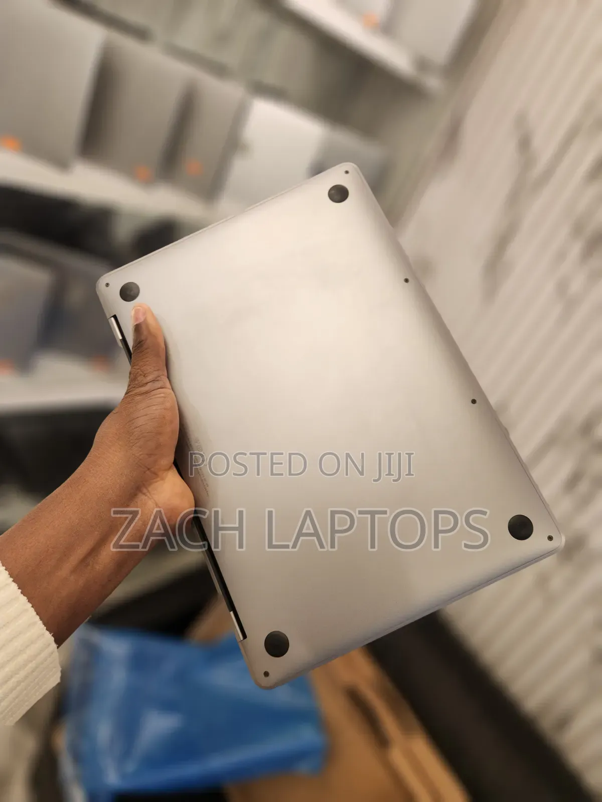 Laptop Apple MacBook Pro 2019 16GB Intel Core i7 SSD 256GB