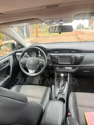 Toyota Corolla S 4dr Sedan (1.8L 4cyl CVT) 2016 White