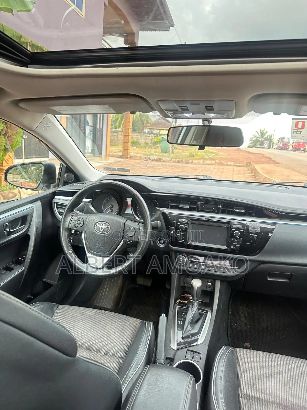 Toyota Corolla S 4dr Sedan (1.8L 4cyl CVT) 2016 White
