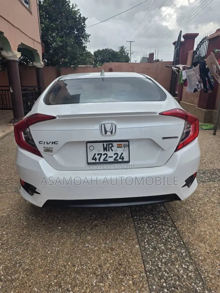 Honda Civic 2016 White