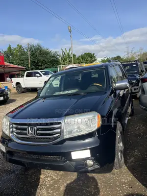 Honda Pilot Touring w/RES/Navi 4WD (3.5L 6cyl 5A) 2013 Black