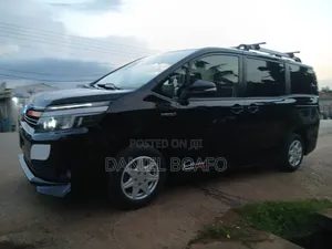 Toyota Voxy SV Premium 2014 Black