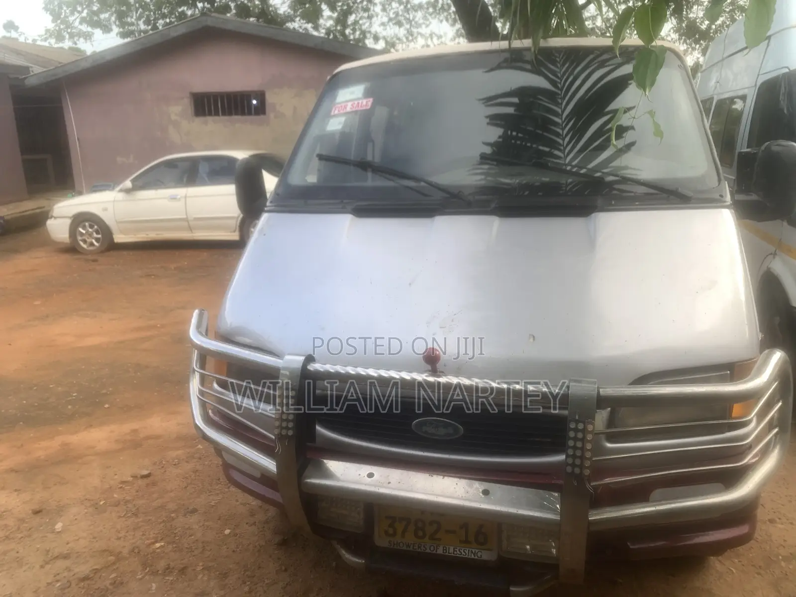 Ford Transit 2000 Grey