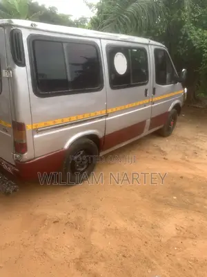 Ford Transit 2000 Grey