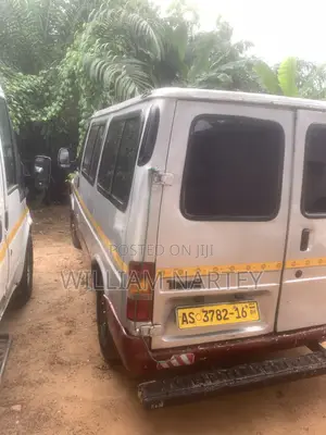 Ford Transit 2000 Grey