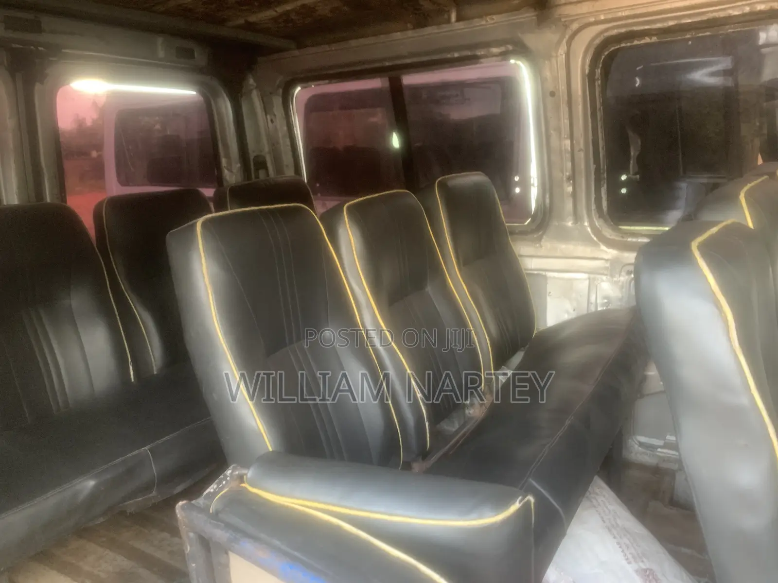 Ford Transit 2000 Grey
