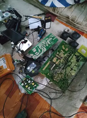 Hybrid Inverter's and Electronics Repairs