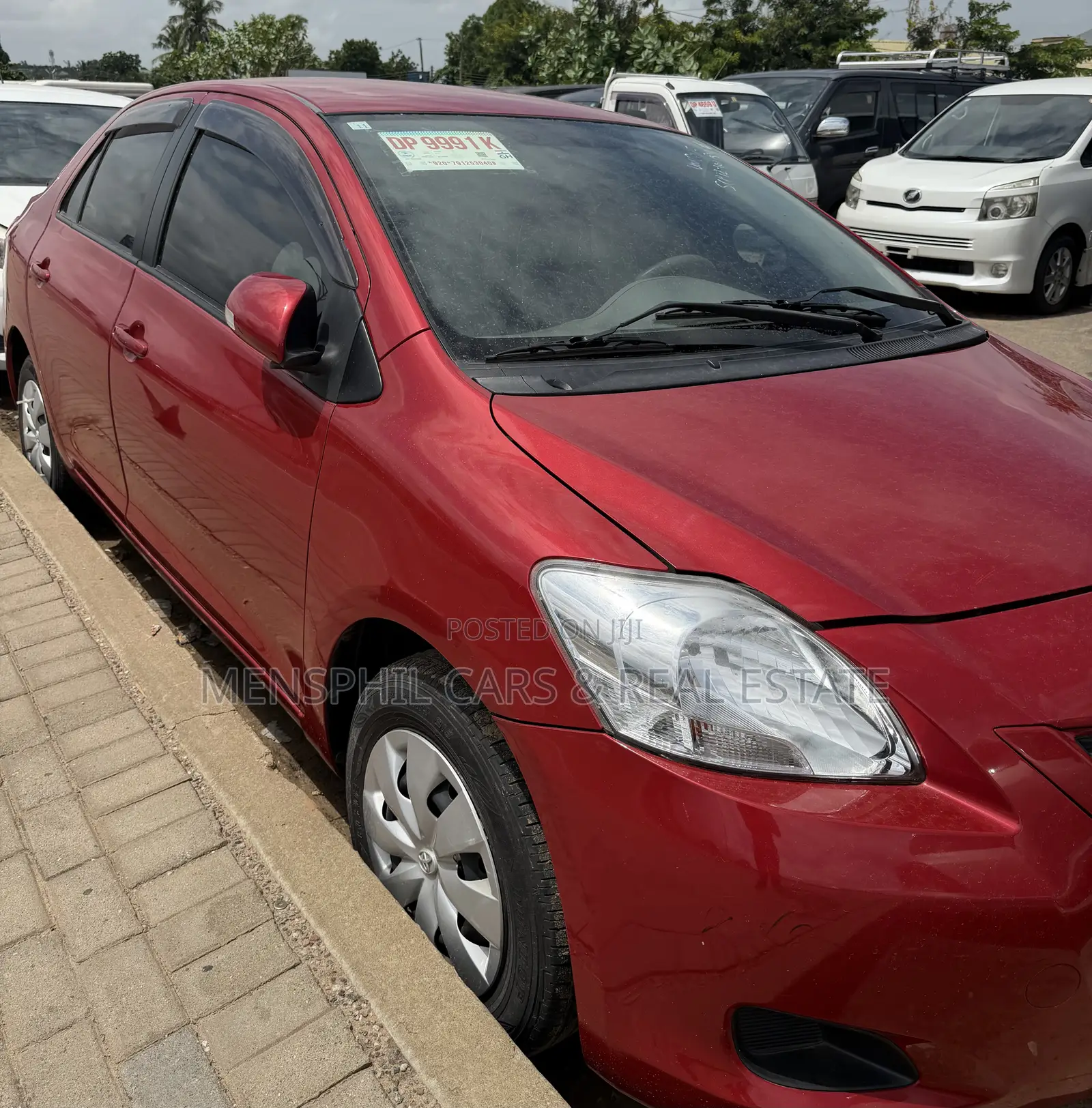 Toyota Belta 2012 Red