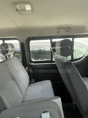 Toyota HiAce 2010 Gray