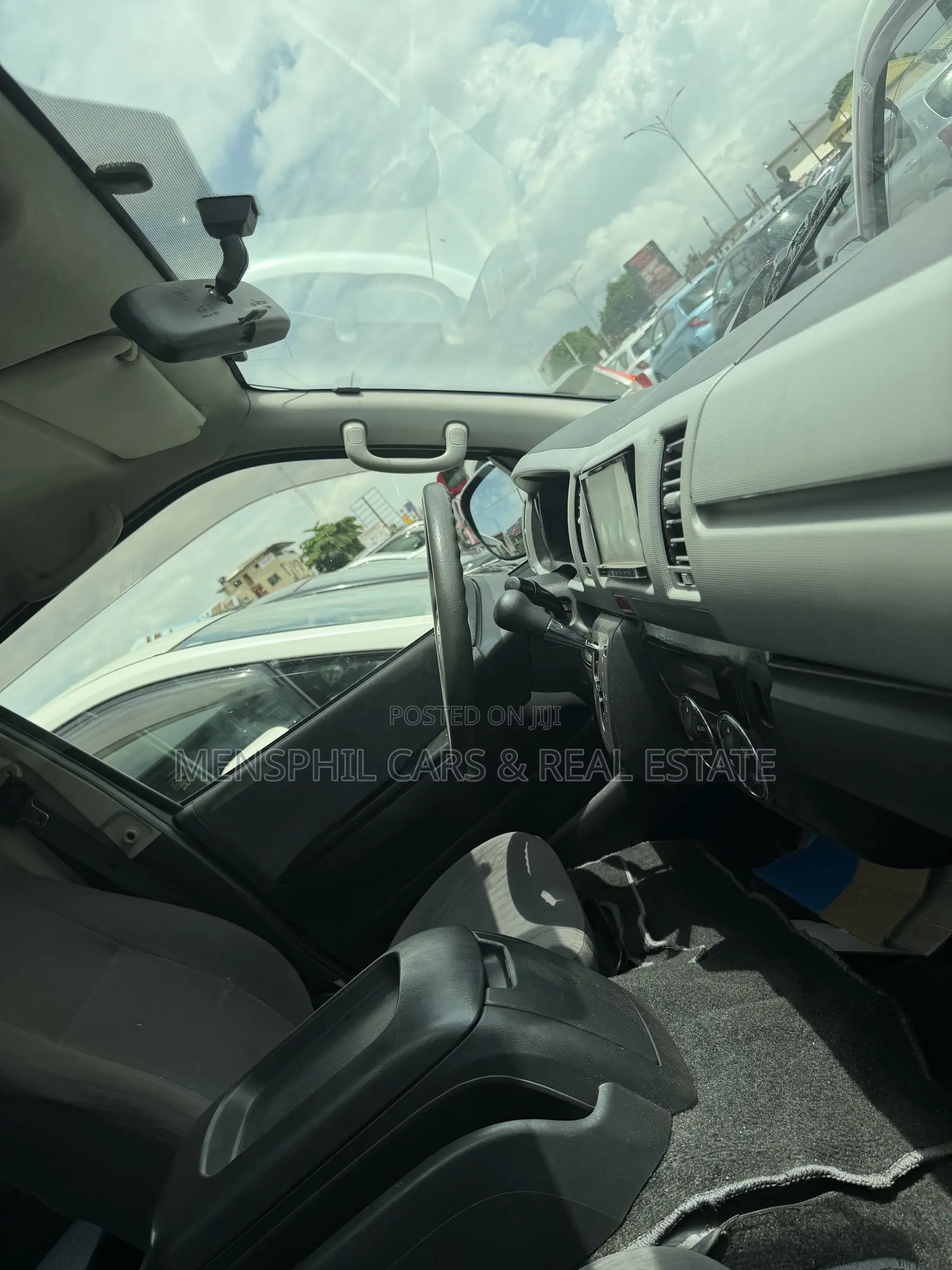 Toyota HiAce 2010 Gray