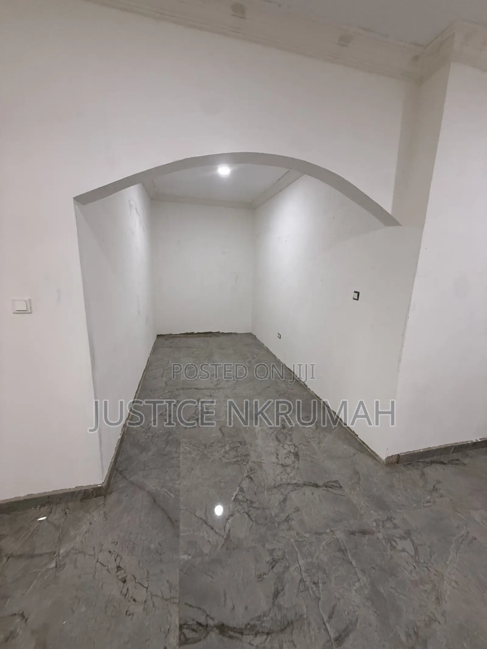 1bdrm Apartment in Old Barrier for rent
