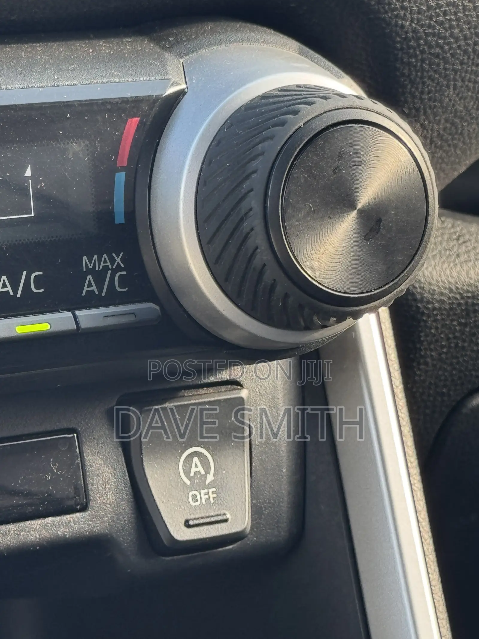 Toyota RAV4 LE AWD 2019 Blue